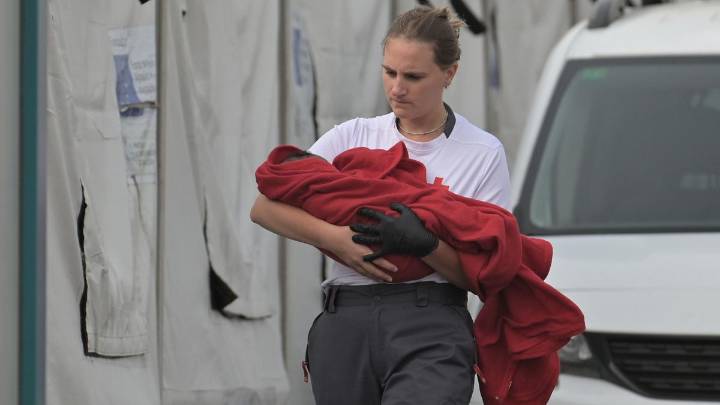 El primer traslado tras la contingencia migratoria incumple el plazo de 15 días