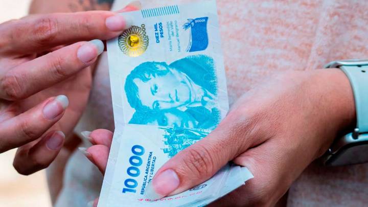 Una joven policía es estafada en $30 millones con la compra de una casa