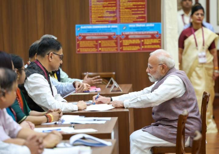 Voting Underway For Vice Presidential Election; PM  Modi First To Cast Vote