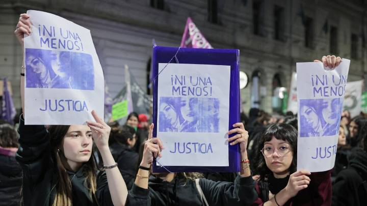 Conmoción en Argentina por el asesinato de dos mujeres jóvenes y una menor de edad presuntamente por venganza de un grupo narco transnacional