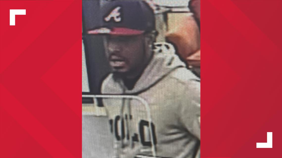 Chesapeake police investigate morning bank robbery