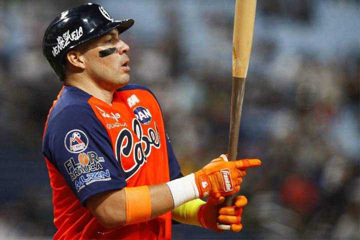 Niuman Romero anuncia su retiro del béisbol