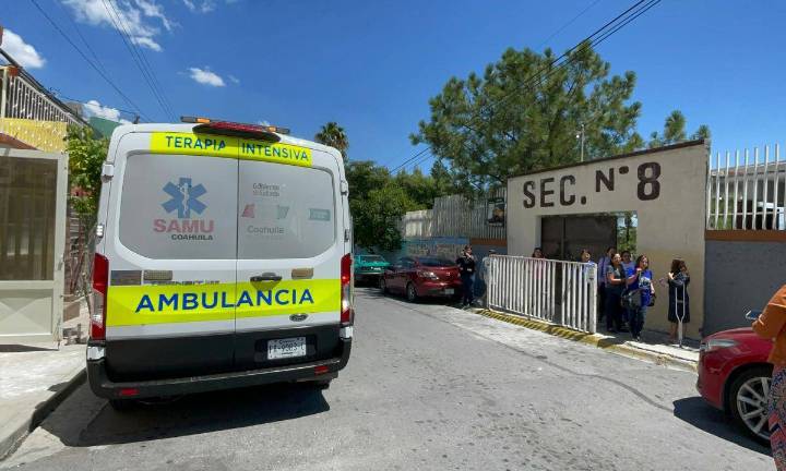 Saltillo: Dejan en prisión a adolescente que golpeó a profesor de secundaria