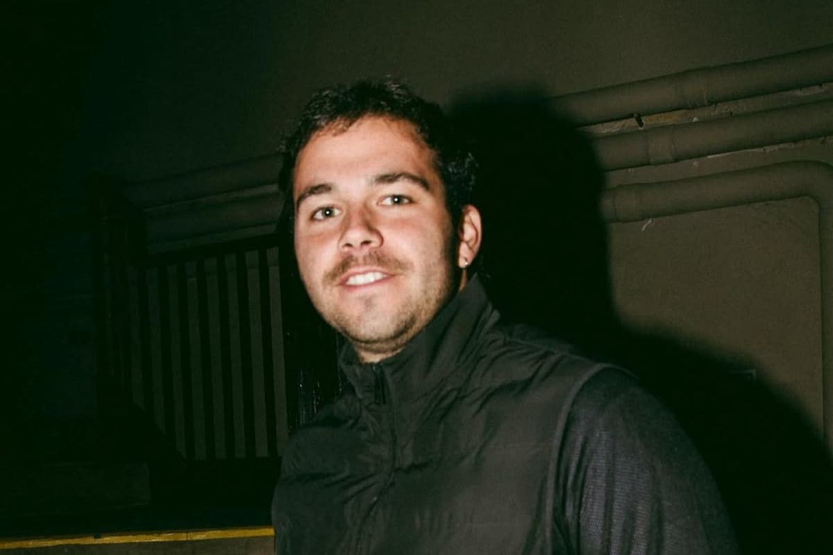 Batacazo. Es hijo de uno de los humoristas más famosos del país y con 24 años encontró su camino en la movida nocturna
