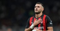 Santiago Giménez rompe sequía goleadora en el triunfo del Milan; ¿Desde cuándo no anotaba?