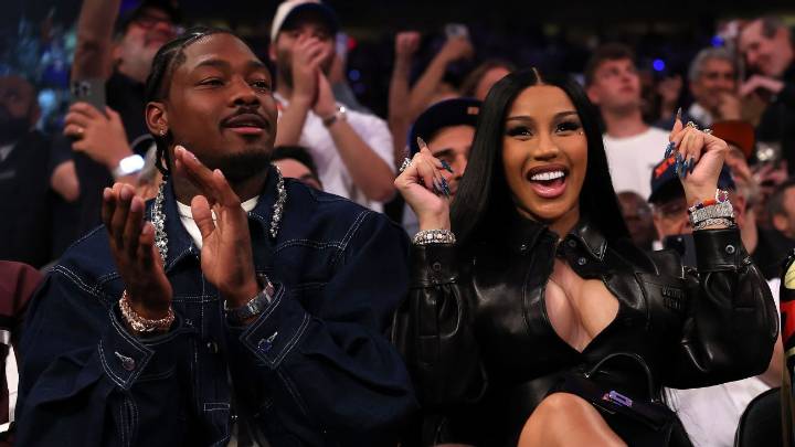 Cardi B announces she, Stefon Diggs are expecting a child