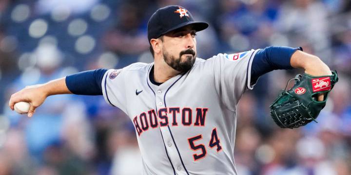 Jason Alexander, Yainer Diaz lead Astros' win vs. Blue Jays