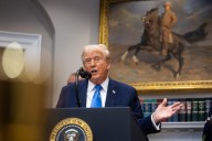 Trump designa oficialmente como “terrorista” al movimiento Antifa de EEUU
