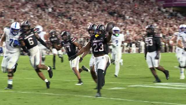 Defense guides South Carolina to 35-13 win over Kentucky