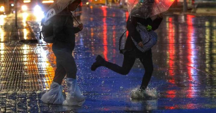 “Lluvia de mar a cordillera”: cuándo llega el sistema frontal que dejará lluvia en casi todo el país