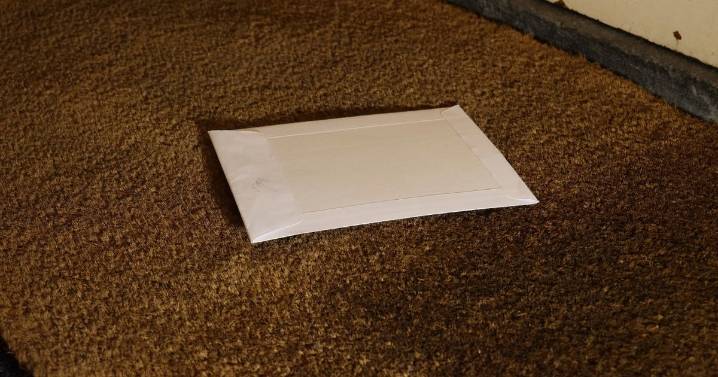 DWP sending out envelopes containing £150 from October 20