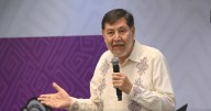Fernández Noroña defiende compra de casa de 12 millones y rechaza acusaciones de machismo durante un encuentro con universitarios