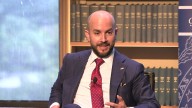 "¿Entonces el gobierno de Estados Unidos está usando información falsa para justificar una designación terrorista?", cuestionó Juan S. González, exasesor de Biden