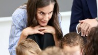 La reina Letizia anima a leer en la inauguración del curso escolar en un colegio de La Rioja
