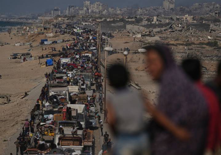 Israel destroys evacuated health center in Gaza City, medics say