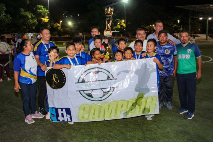 Mosa gana la copa