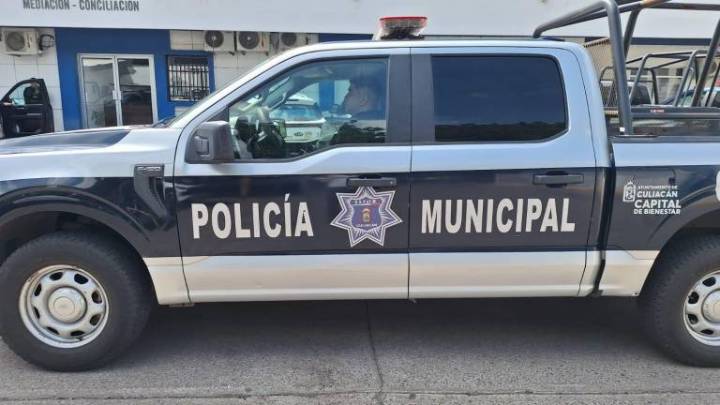SSPyTM advierte sanciones por polarizado ilegal en patrullas en Culiacán