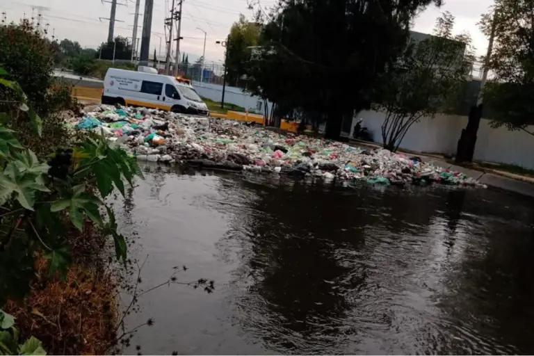 Atitalaquia: Localizan cadáver de bebé en canal de aguas negras