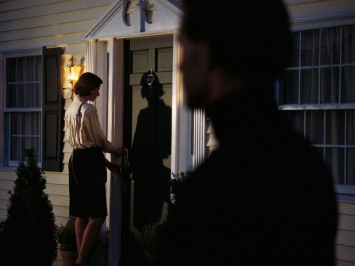 Higher heart disease risk for women who are stalked: Study