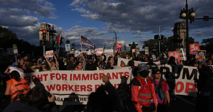 In Chicago, Mexican Independence Day celebrations shadowed by Trump’s threats