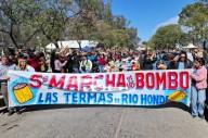 Una multitud disfrutó de la 5ª Marcha de los Bombos en Las Termas
