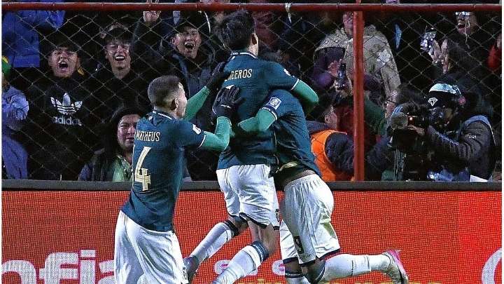 ¡Bolivia, al repechaje! Venció a Brasil en la altura