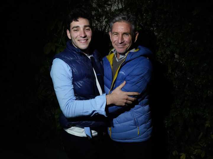 El reencuentro del padre y el hijo que no se vieron 10 años por una falsa denuncia: "Ahora es el tiempo de reconstruir"