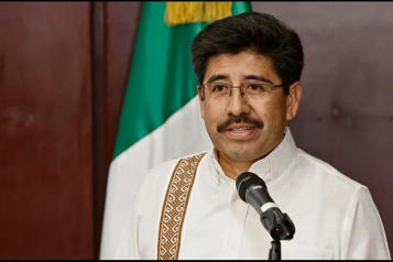 Anuncia ministro Aguilar recorte del 40% a su personaL
