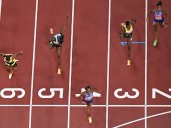 Defending champion Richardson struggles into 100m world final