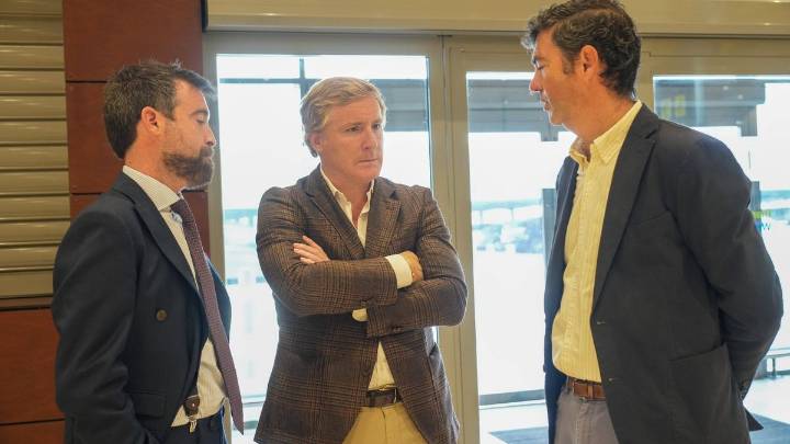 Gragera sobre las inversiones en el aeropuerto pacense: "Estamos completamente limitados por la falta de sistema antiniebla"