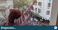 CFK salió a festejar el rechazo a los vetos: “En San José 1111 el pueblo no cambia de ideas”