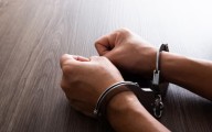 El funcionario de más alto rango detenido
