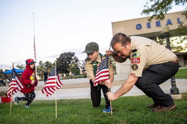 Lives impacted by 9/11 honored with 13-hour continuous salute in Michigan