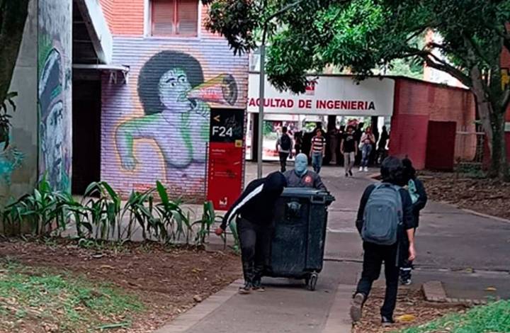 Nuevos disturbios en Univalle Meléndez causaron cierres viales en el sur de Cali este miércoles