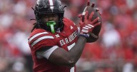 Behren Morton throws 4 TD passes in unbeaten Texas Tech's 45-14 victory over winless Oregon State