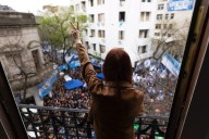 Argentina: Cristina Kirchner cuestiona a Javier Milei por sumisión a EEUU. y nueva toma de deuda