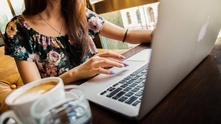 El Estatuto de los Trabajadores lo confirma: la pausa para el café es trabajo efectivo y no puede durar menos de 15 minutos