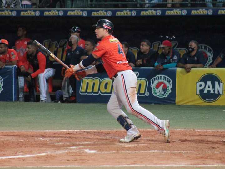 “El Capitán” Niuman Romero anunció retiro