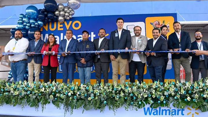 Inauguran nueva tienda de Walmart en la Glorieta “Benito Juárez”