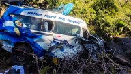 La Libertad: 2 muertos y 9 heridos tras caída de minivan a abismo en Otuzco