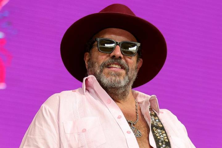 The Mavericks Scrap More Shows Due to Raul Malo's Cancer Surgery