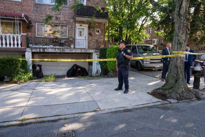 Suspect arrested for stabbing 70-year-old man to death in Brooklyn home they shared