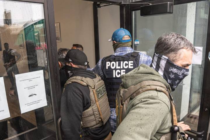Immigration Raids Being Planned Around Mexican Independence Celebrations, Pritzker Says