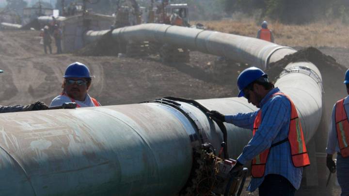 México desperdicia gasoductos y paga más caro el gas