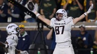 No. 16 Texas A&M beats No. 8 Notre Dame on late TD strike