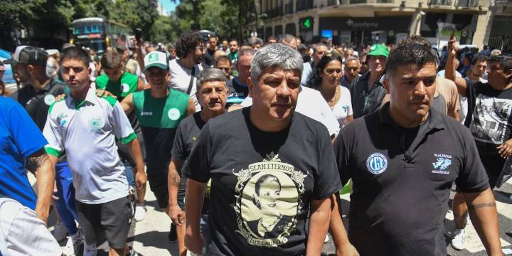 La Corte ordenó avanzar contra el gremio de los Moyano por el bloqueo a una empresa