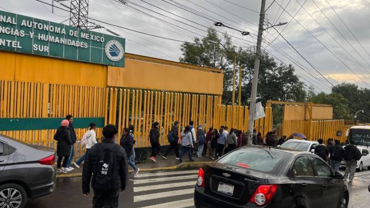 Alumno del CCH Sur muere tras ser atacado con una navaja dentro de la escuela