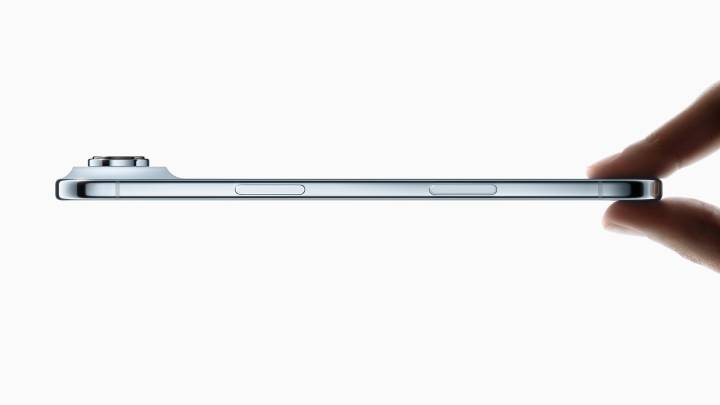 iPhone now has an ultrathin 'Air' line. Here's why it's different.