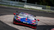 Max Verstappen pisa fuerte y sube al podio en su debut con Ferrari en GT3