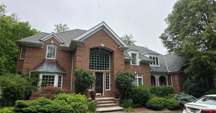Home with built-in Irish pub hits the market for $1.5M